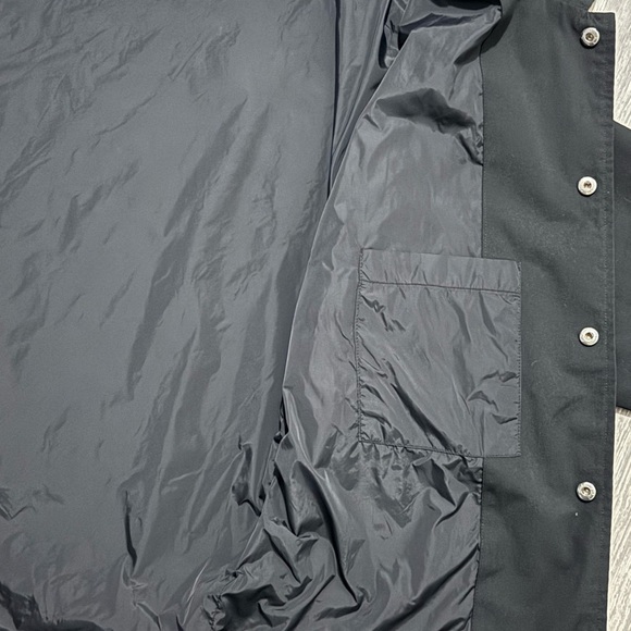 STUSSY Logo Black Collared Coach Button Up Windbreaker Jacket M Medium - Picture 3 of 6